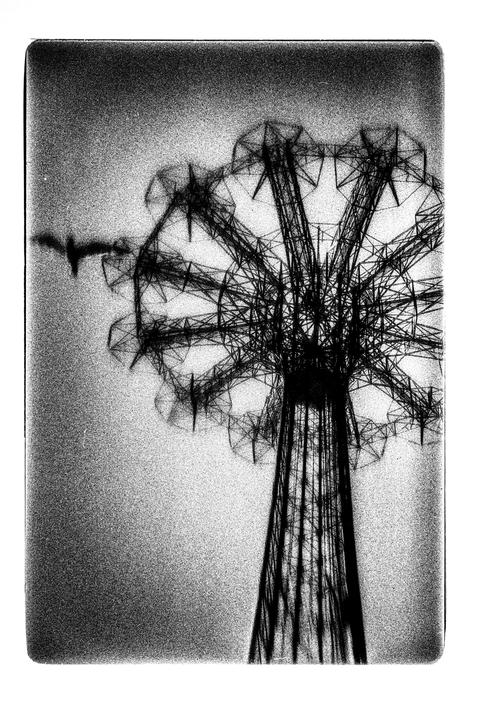 THE MOON CAME OVER THE TOWER | CONTAX 139 QUARTZ | CARL ZEISS S-PLANAR 60MM F2.8  | ORWO UN54 | RODINAL 1+50
