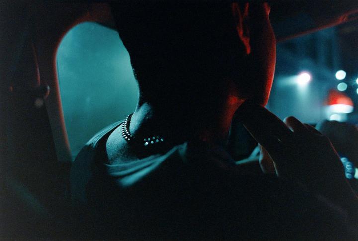 Cinestill 800t, shot at 1600. Canon EOS5, 28mm.