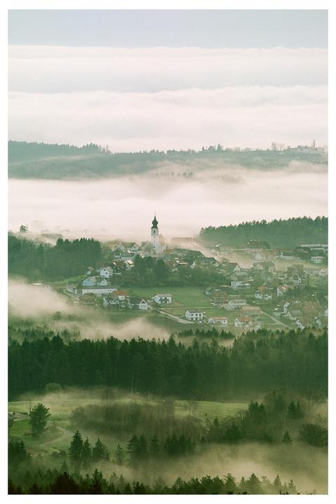Early morning fog clearing in the Alps [Nikon F100, Portra/UltraMax]