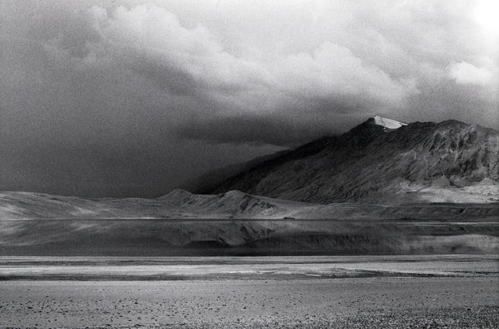 Ladakh in bw | Nikon FM2 | ilford hp5 |  ig iceman111011