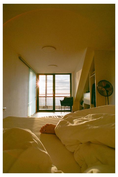 Dear sun, thanks for the red orb. [Nikon F100, Nikkor 20mm f2.8, Gold 200]