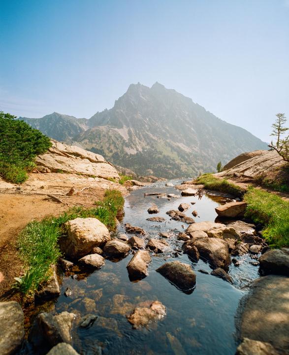 Can’t beat hiking in Washington! | Mamiya 7ii, 43mm, Gold 200