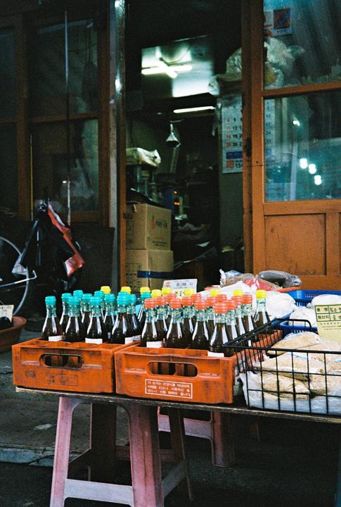 sauce [Olympus 35 RC, Kodak Colour Plus 200]