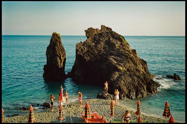 Monterosso Al Mare | Contax G2 | 45mm f/2 | Portra 400