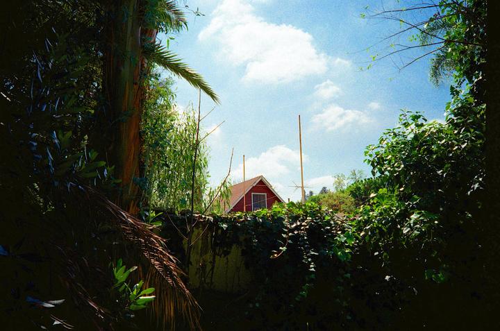 Little Red House | Kodacolor 200 | Snapic A1