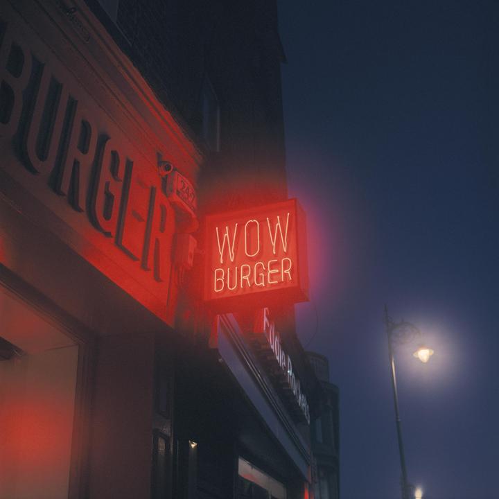 WOW BURGER [Yashica Mat-124 | Kodak Ektachrome 160T Expired in 2002]