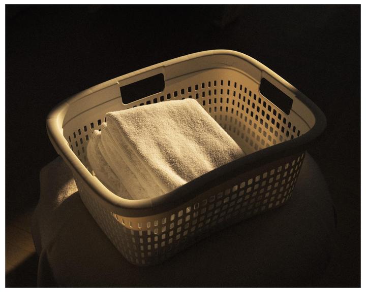 laundry basket on Gold 200 | Nikon F75 | 50mm