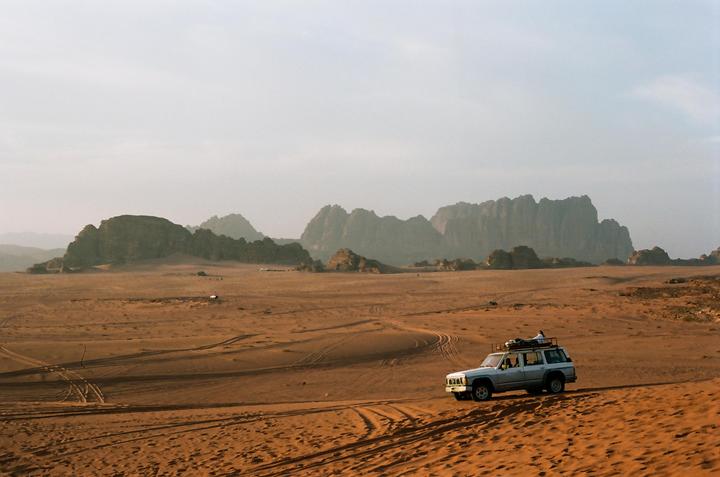 Wadi Rum Desert | Kodak Portra 160 | Canon EOS 300V | Canon EF 50mm