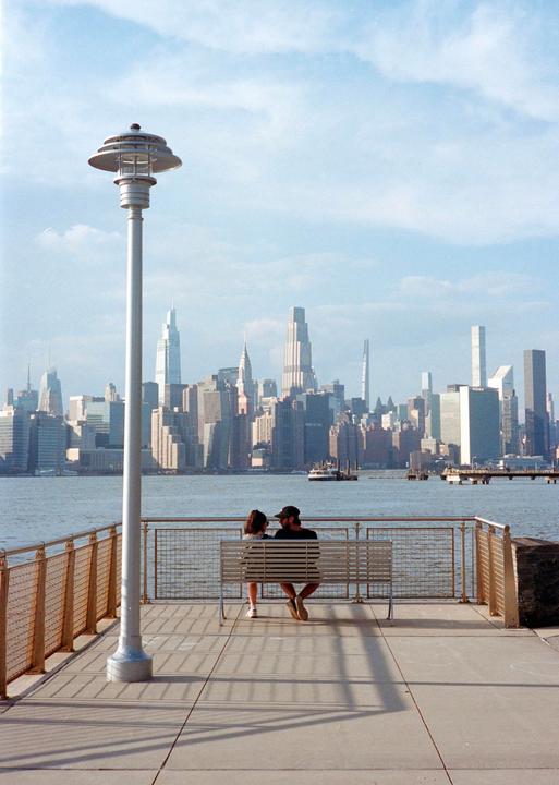 Brooklyn [Leica M3 | Summicron 50mm f2 | Portra 400]