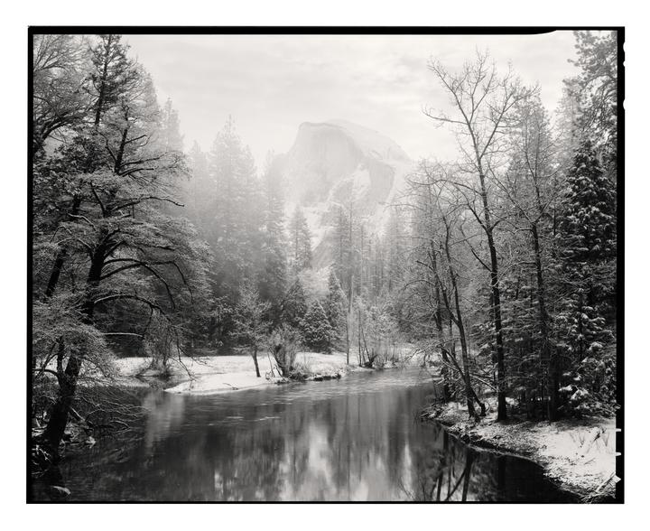 Summer vibes 🌞🌡️ (8x10 HP5+, Fuji W 300m, Chamonix Alpinist X)