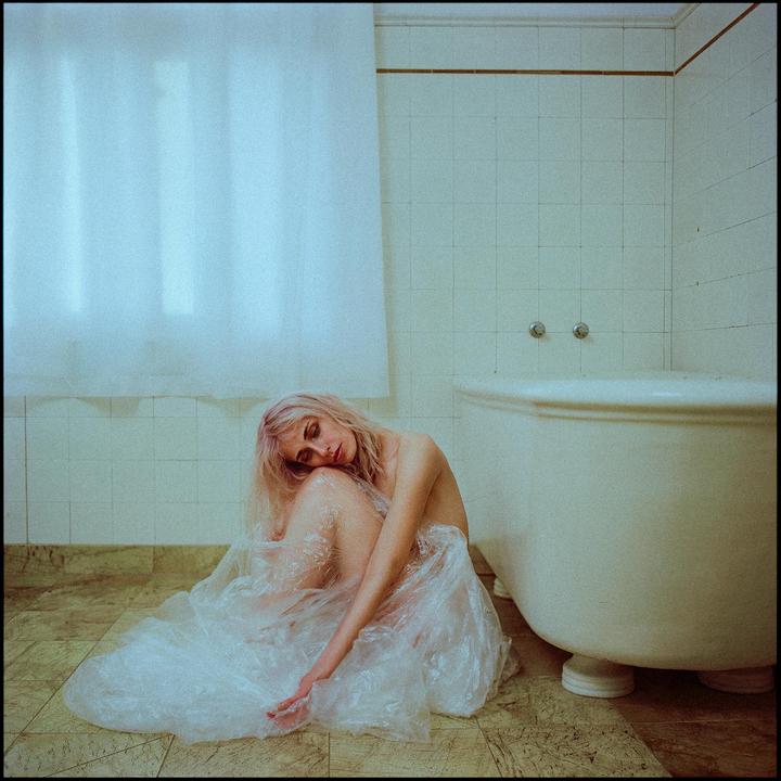 "Ersatz" (RB67 & Portra 160)