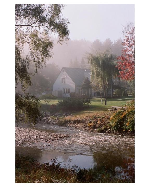 Stowe, Vermont. [ Canon AE-1, Portra 400 ]