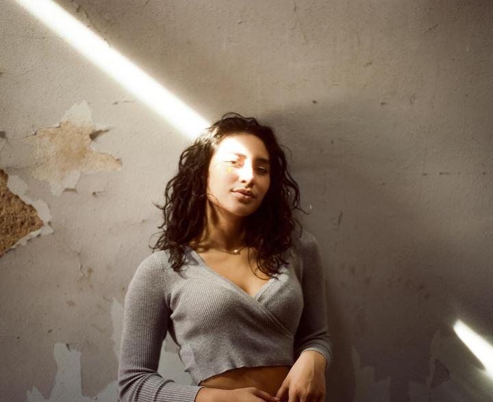 Caitlin [Mamiya 645, 50mm, Portra 400]