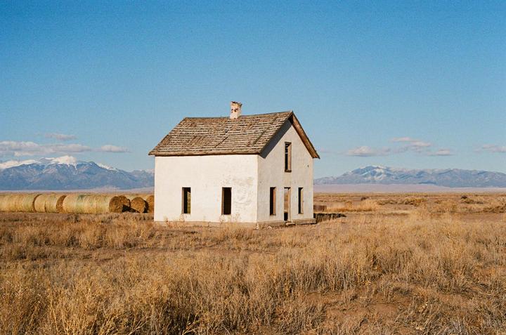 Ghosts of the American West [Canon A1, Fuji400]