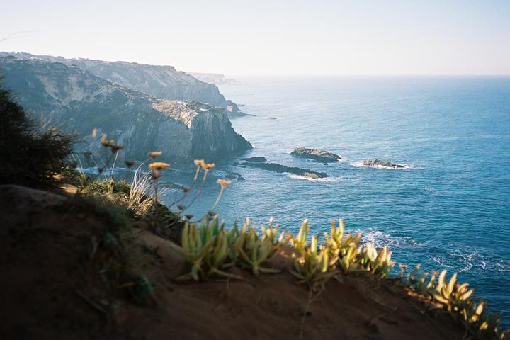 Hiking the fisherman’s trail in Portugal with my Olympus XA & some Portra 400