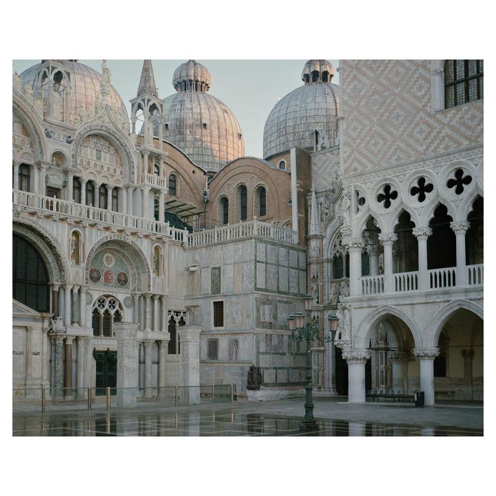 Venice at sunrise — Mamiya 7, 80mm, Portra 400