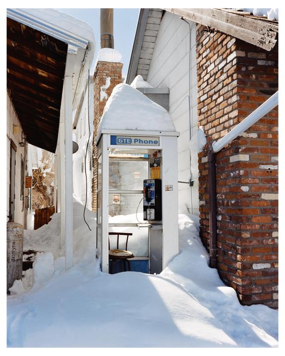 Snowed In [Mamiya 7, 80mm, Kodak Gold]