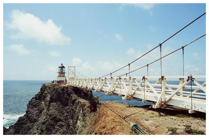 Point Bonita Lighthouse • Nikon FM3a - Nikon 24mm 2.8 AI - Cinestill 800T