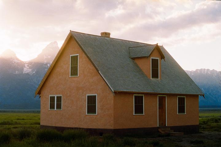 Wyoming's Mormon Row at Sunset | Canon ELANii | 24-70 f2.8 | Portra 800
