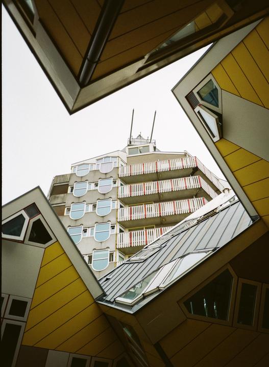 another one from Rotterdam [Fuji GA645 - Kodak Gold]