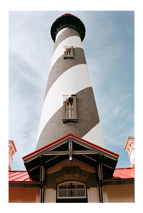 Kodacolor 100 (Or probably just proimage) [Nikon F4 | 35-105 | Kodacolor 100]
