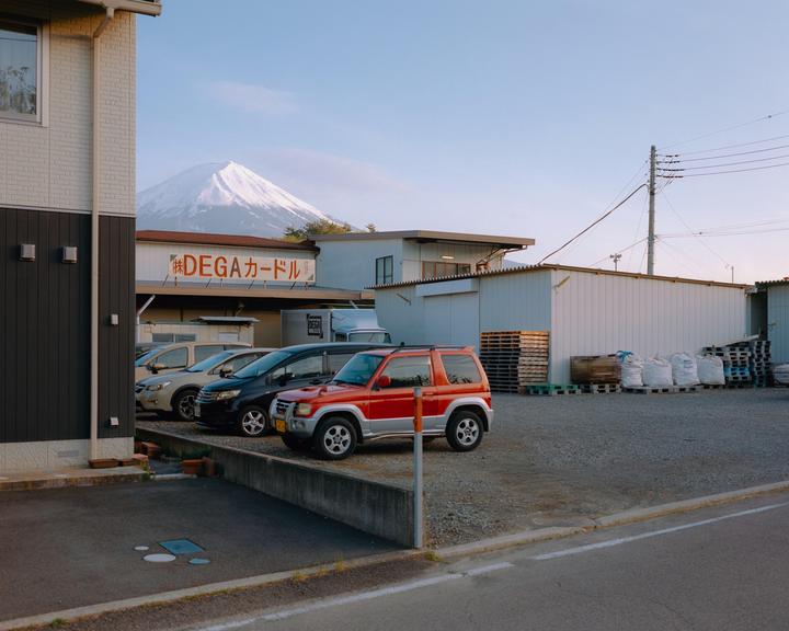 Fuji [Mamiya 7 | 80mm | Portra 400]