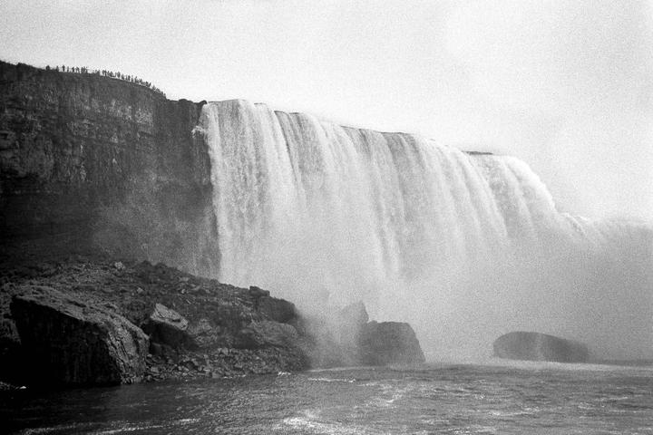 Niagara Falls [Kodak Double-X]