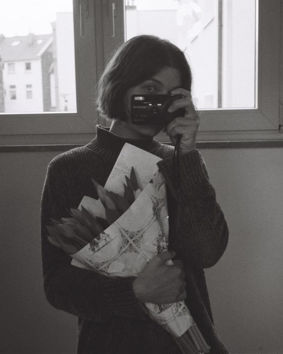 First b&w roll, need some tips and criticism! :)