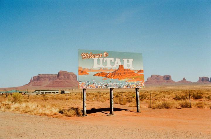 Welcome to Utah [Canon A1, Fuji400]