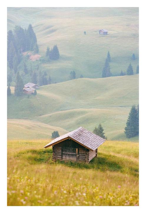 Early morning in the Dolomites | Nikon F75 Portra 400