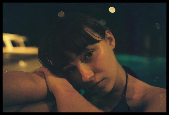 Nikon F2, 35mm f2, Portra 800