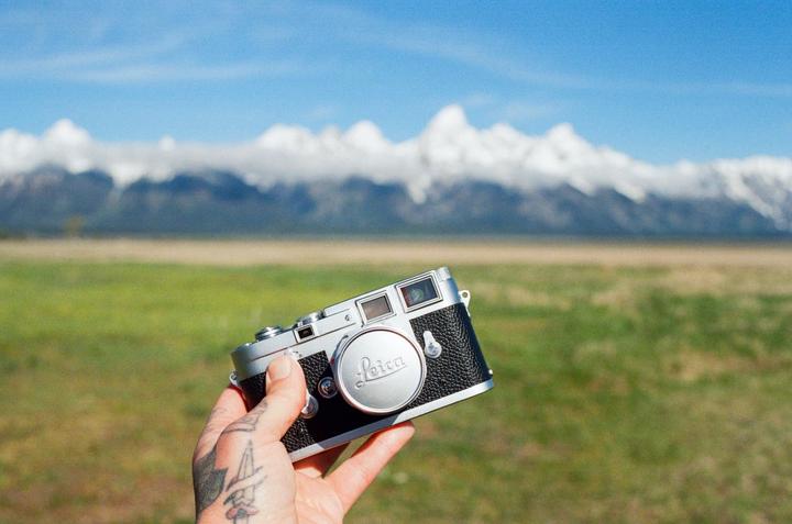 First photos through my inherited and restored Leica M3 [Leica M3, Fuji400/Kodak Gold]