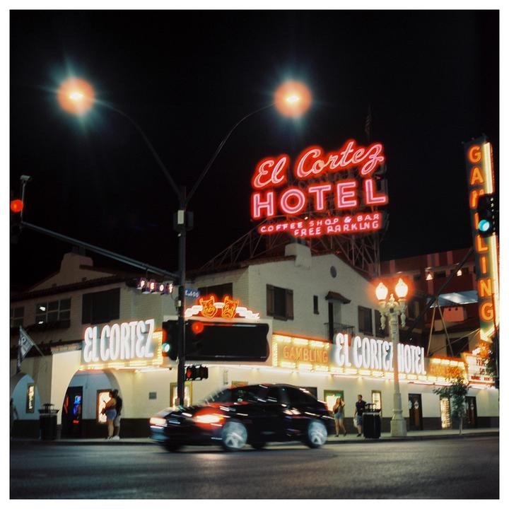El Cortez - Hasselblad 500cm, Cinestill 800T