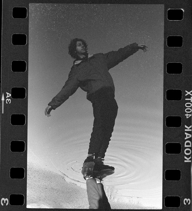 Reflection [kodak tmax 400, minolta gx ,50mm ]