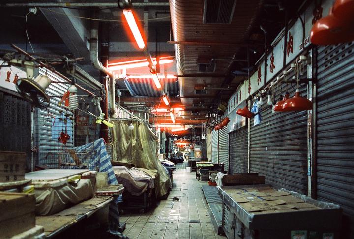 Ratatouille - HK | Nikon f100 + 50mm 1.4d + Cinestill 800t