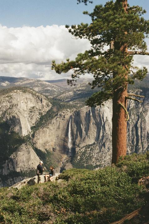 Yosemite [Pentax K1000, 50 mm f/2.0, Kodak Gold 200]