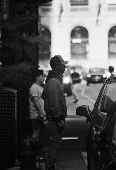 My first try at street photography, around downtown Chicago. How do you get comfortable with taking pictures of people?