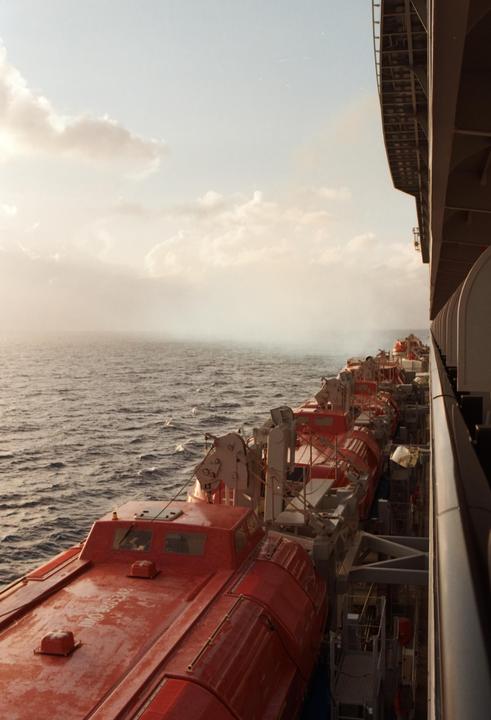Went on a cruise with my girlfriend...still had to bring some film. [Nikon FM2, 35mm F2 & 100mm E F2.8, Ektar 100 & Kodacolor 100]
