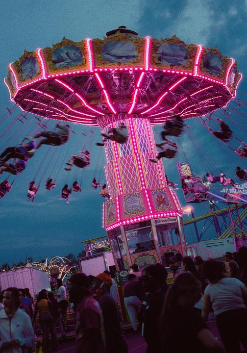 The Swing | Cinestill 800t, Pentax 67, f4.6 Takumar SMC 75mm |
