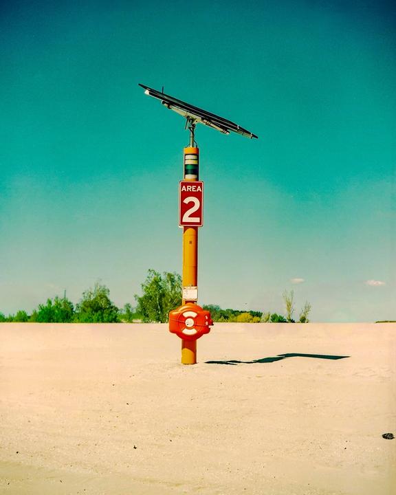 Beach day. Zeiss Ikon Nettar 6x9cm. E100 Xprocessed in c-41