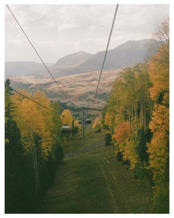 s.w. colorado [Nikon EM, 50mm f/1.8, Portra 400