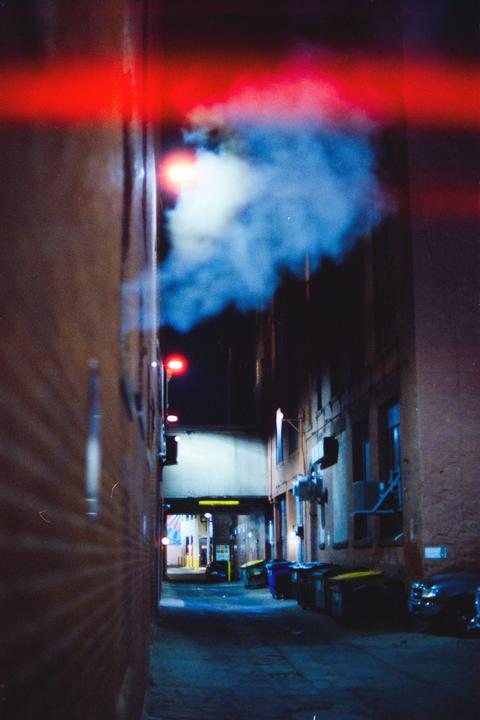 First time shooting film at night.(Canon AE1, Cinestill 800T)