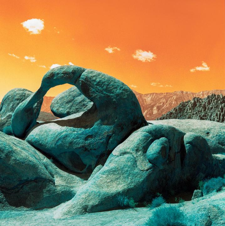 The Eye of Alabama Hills [Hasselblad 500cm, Zeiss Planar 80mm f/2.8 C, Lomography Turquoise 200]