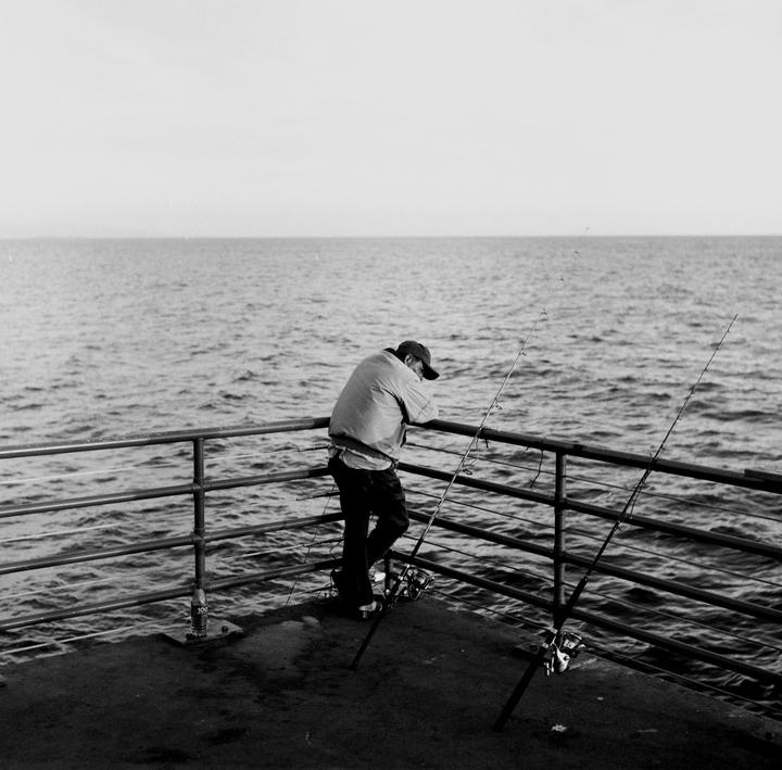 Sea of Melancholy [Minolta Autocord, Tri-X 400)