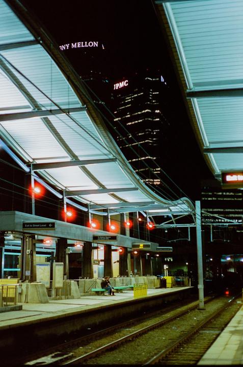 Ride Home(Leica M5, 50mm Sonnar 1.5, cinestill 800t)