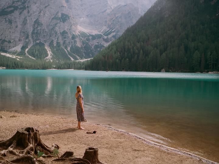 Lago di Braies - Mamiya 645 | 55mm 2.8 | Portra 400