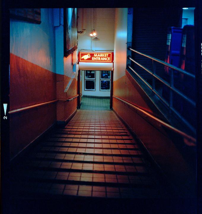 Market | Hasselblad 501c | 80mm | Cinestill 800T