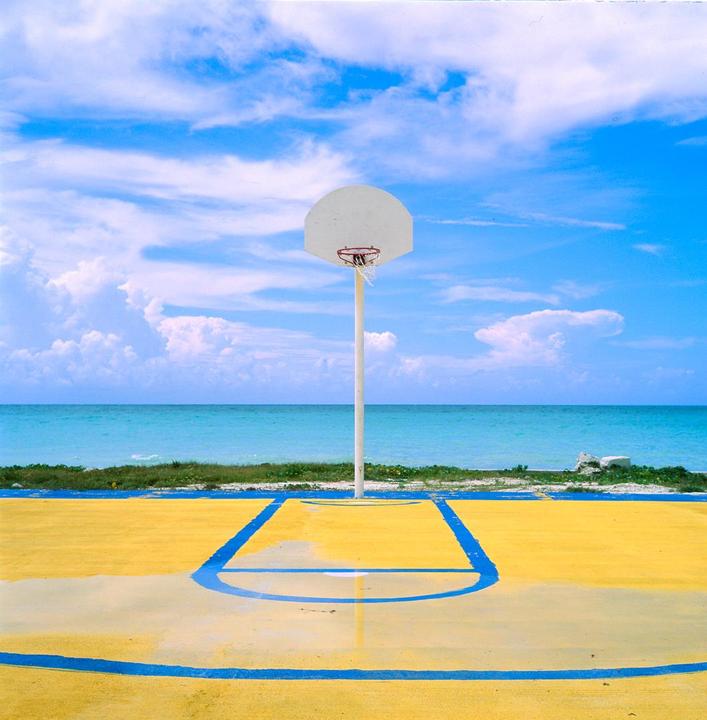 Rolleiflex 2.8C Kodak E100 - Basketball in the Bahamas