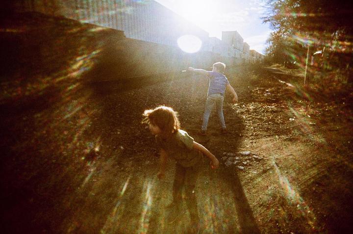 Vivitar Ultra Wide and Slim (plastic 22mm, f/11) + Phoenix 200