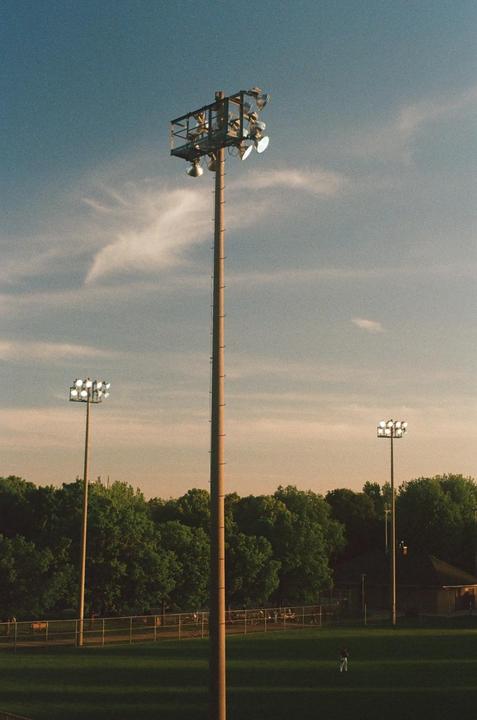 The Outfielder (Pentax Spotmatic, 50mm f1.4, Ultramax, Optex polarizing filter)